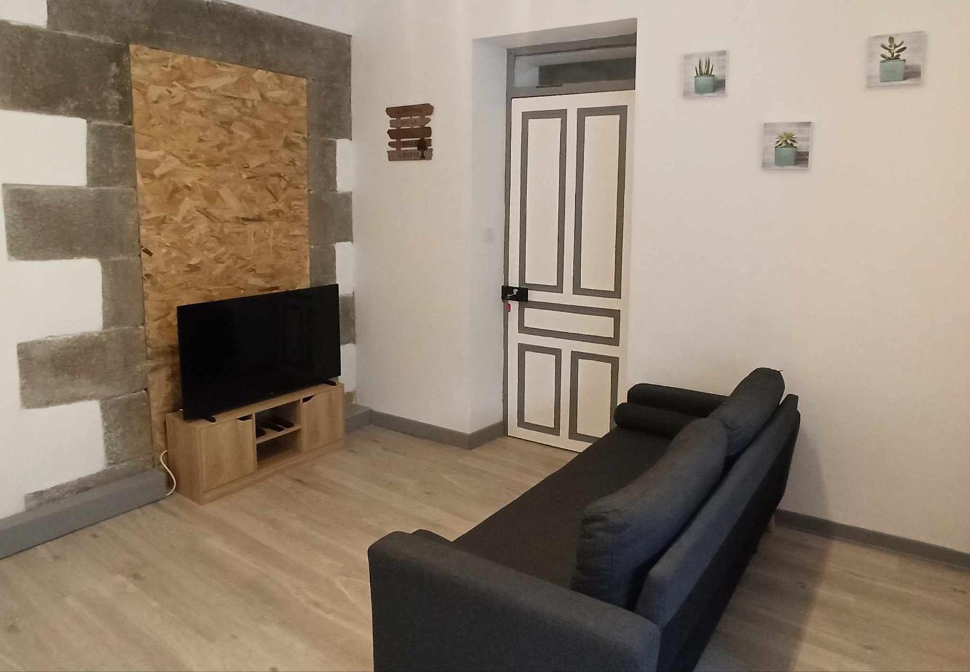 Relais De La Tour Apartment Callac Exterior photo